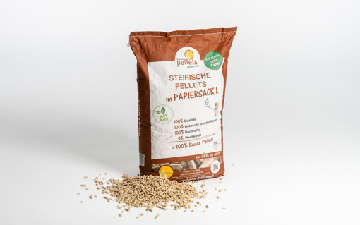 Mondi and Holz-Bauer have complementary sustainability goals, that aim to contribute to a circular economy. Holz-Bauer's wooden pellets are created from sawmill residue sourced from local businesses. Using sawmill residue in this way is in adherence to the principle of the cascading use of wood, which Mondi supports, and leverages the full value of fibre. This means that wood is used first for high performance products with hygiene or strengths requirements, such as kraft paper, and successively recycled until the residues are burned for green energy at the end of live.