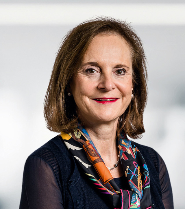 Dominique Reiniche, Mondi Director