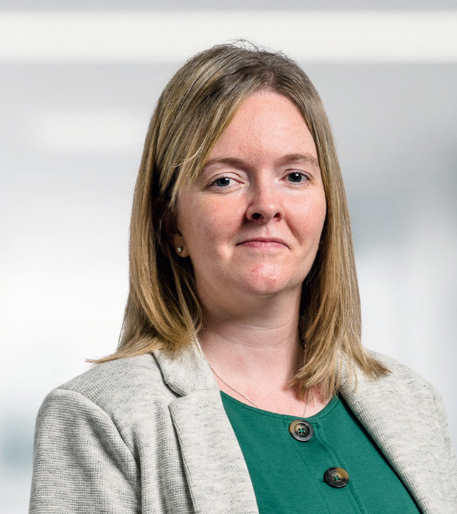 Jenny Hampshire, Mondi Company Secretary