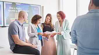 Mondi office employees