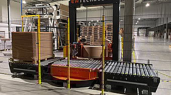 Paper pallet wrap with Advantage StretchWrap