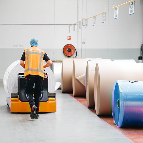 Production worker on the shopfloor
