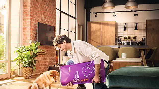 pet food packaging