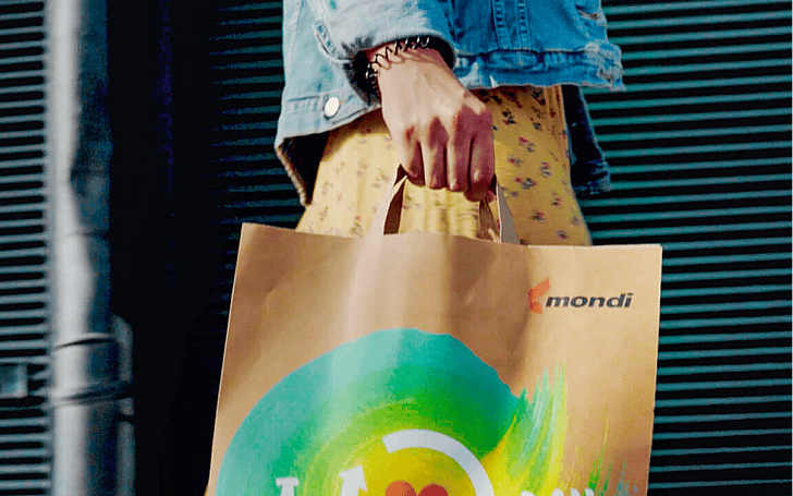 Paper shopping bag