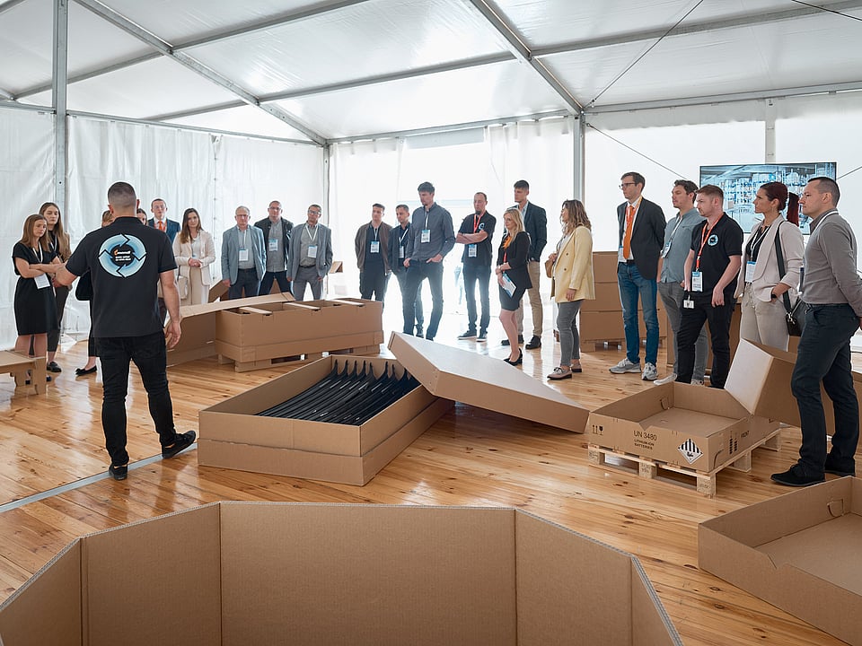 Mondi Simet gathering around sustainable packaging
