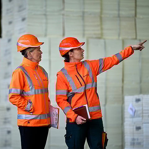 Mondi women production workers