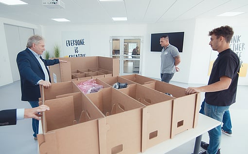 Packaging solutions for large or heavy products.