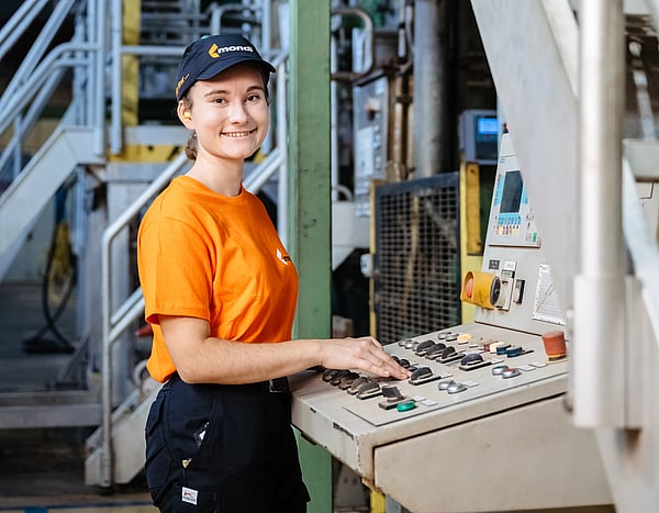 Anja - Papiertechnik-Lehrling Mondi Frantschach