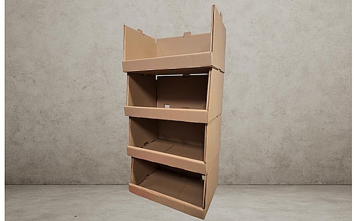 Eine Auswahl an Wellpappkartons für Gefahrgut.